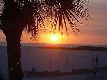 Отель Beach Palms Редингтон-Шорс Экстерьер фото